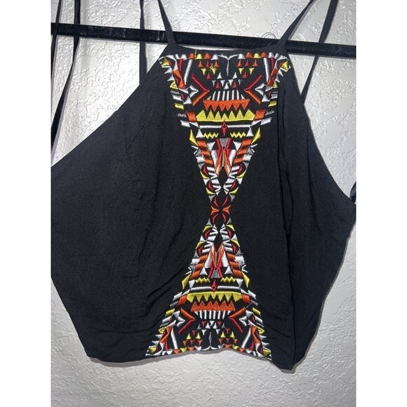 LF Run Cinta Run Festival Crop Top Concert Braless Shirt NWTS Embroidered Boho V - Picture 5 of 12